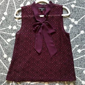 Banana Republic Sleeveless Lace Tie Neck Blouse Top With Attached Cami S NWT